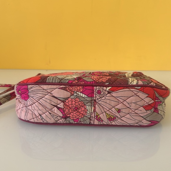 Vera Bradley Bohemian Blooms Little Crossbody Bag Purse Small Red Floral - Picture 9 of 15